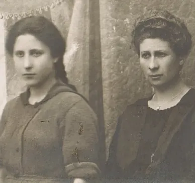 Photograph of the Cramer family