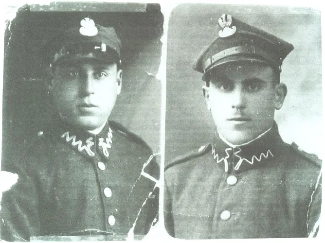 Gerszon Gisser and his brother Motel in Polish Uniform